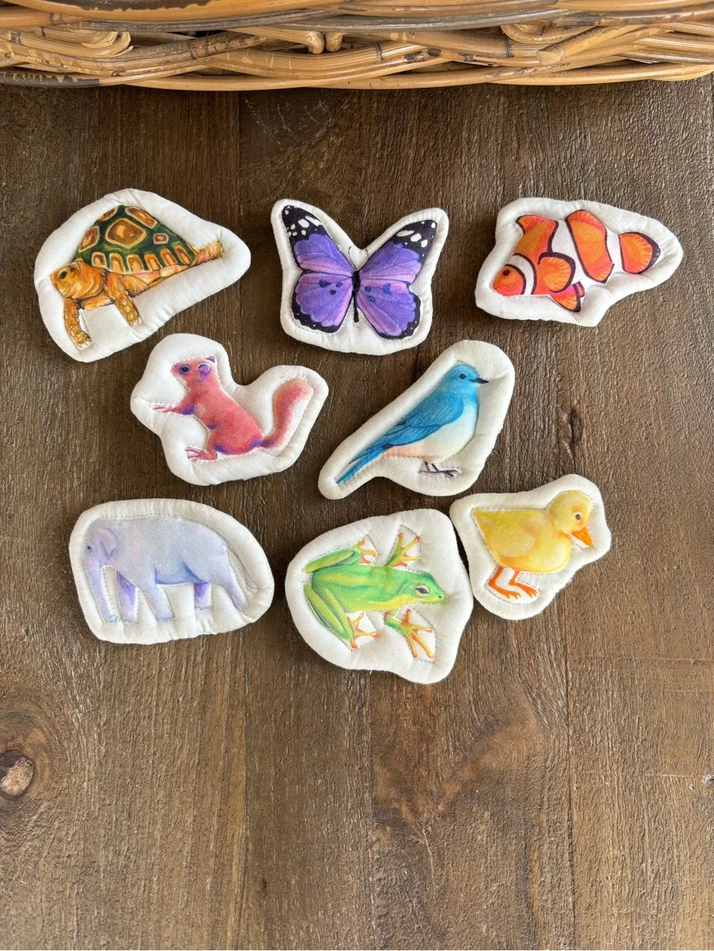 8 Lovery Colorful Animal Plush Toy Pack